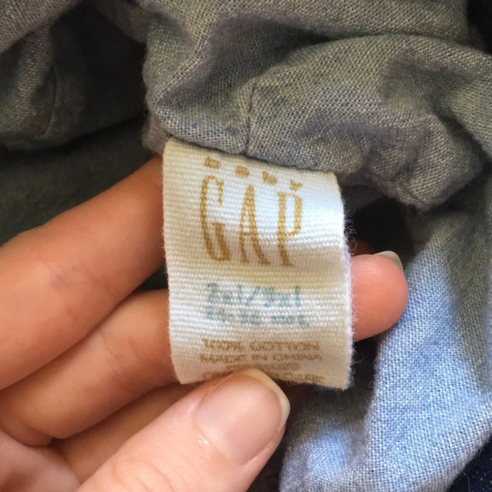 EUC baby Gap denim hat 2T/3T